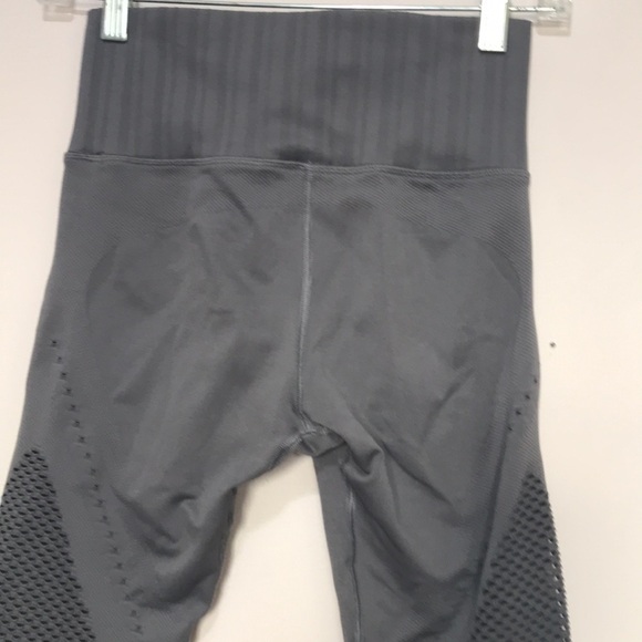 ATHLETA trophy seamless high waist leggings size Small gray - Picture 8 of 13